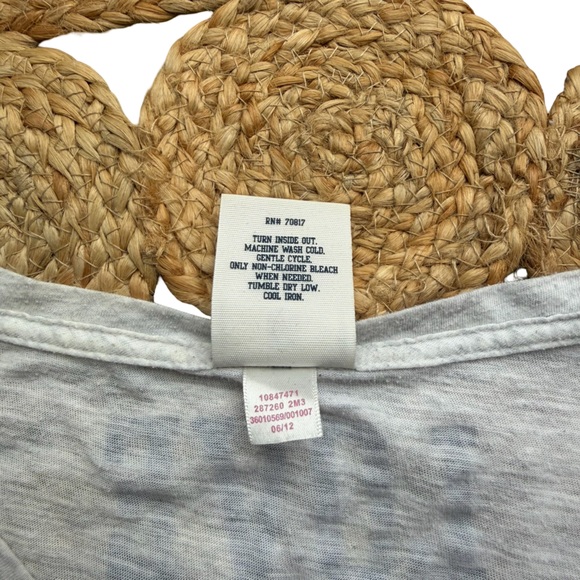 2012 VS Pink Indiana Colts T-Shirt - Picture 8 of 9